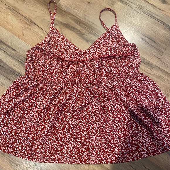 Women’s SHEIN Floral Tank Top - Picture 2 of 4